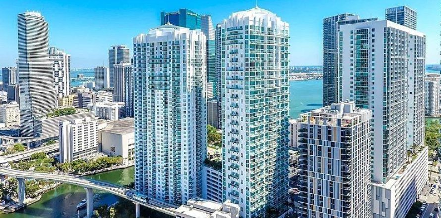 Condo in Miami, Florida, 1 bedroom  № 2217336