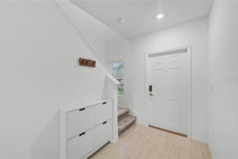 Casa en venta en Plant City, Florida, 6 dormitorios, 242.85 m2 № 2152024 - foto 21