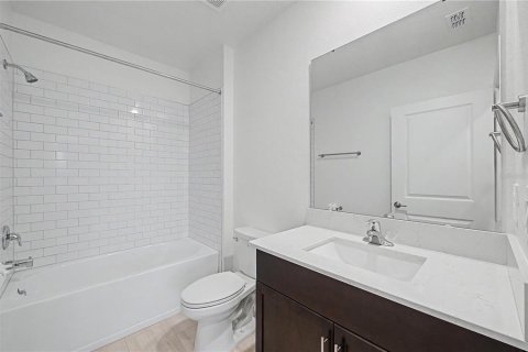 Casa en venta en Plant City, Florida, 6 dormitorios, 242.85 m2 № 2152024 - foto 20
