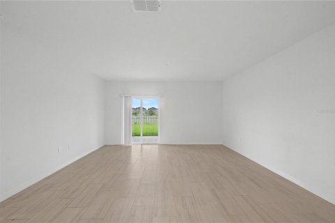 Casa en venta en Plant City, Florida, 6 dormitorios, 242.85 m2 № 2152024 - foto 16