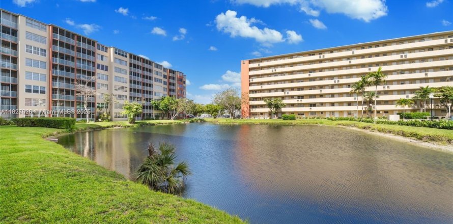 Condo à Miami, Floride, 1 chambre № 1811805