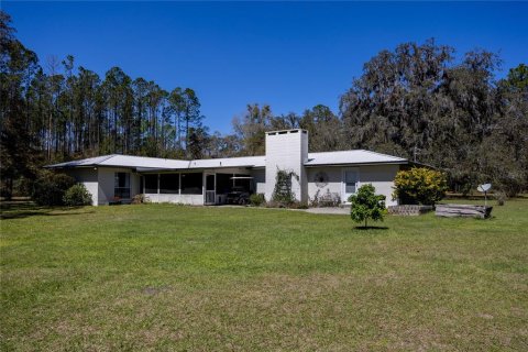 House in Alachua, Florida 7 bedrooms, 330.45 sq.m. № 1586020 - photo 3