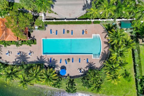 Condo in Doral, Florida, 3 bedrooms  № 1952442 - photo 18