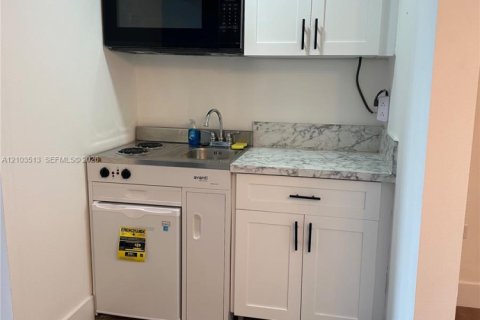 Copropriété à vendre à Miami, Floride: 53.88 m2 № 2411762 - photo 3