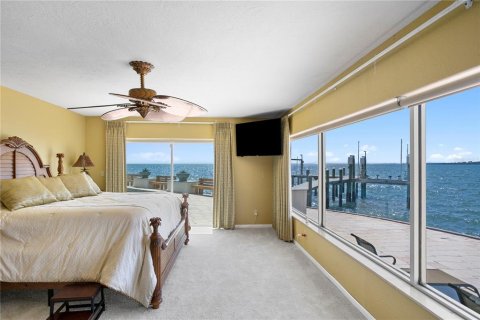 Casa en venta en Saint Petersburg, Florida, 4 dormitorios, 340.95 m2 № 2198721 - foto 23
