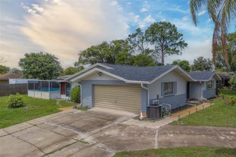 Casa en venta en Port Richey, Florida, 3 dormitorios, 121.52 m2 № 1820827 - foto 1