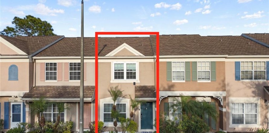 Adosado en Tampa, Florida 2 dormitorios, 110 m2 № 1718379