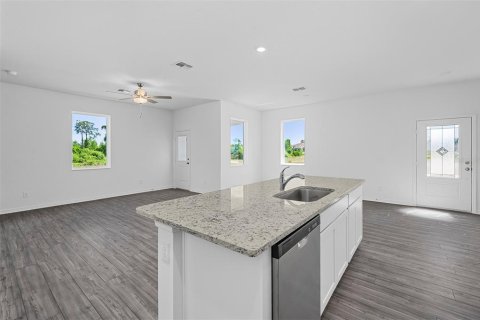 Touwnhouse à vendre à Poinciana, Floride: 3 chambres, 166.76 m2 № 2222315 - photo 8