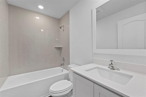 Touwnhouse à vendre à Poinciana, Floride: 3 chambres, 166.76 m2 № 2222315 - photo 18