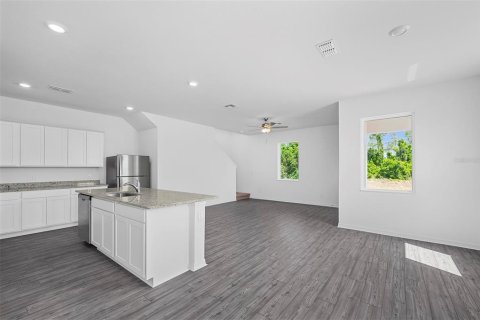 Touwnhouse à vendre à Poinciana, Floride: 3 chambres, 166.76 m2 № 2222315 - photo 3