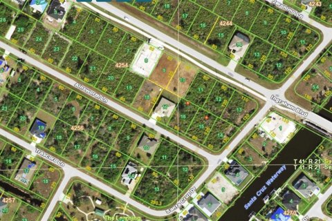 Land in Port Charlotte, Florida № 2224802