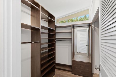 Купить виллу или дом в Сарасота, Флорида 7 комнат, 214.42м2, № 2155489 - фото 22
