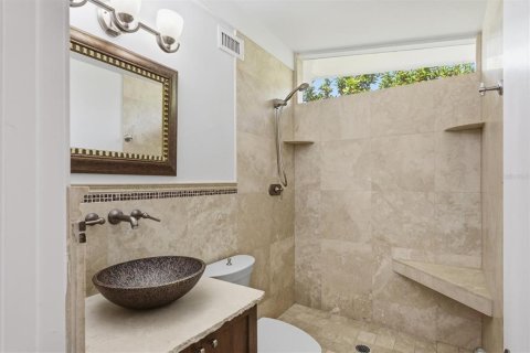 Купить виллу или дом в Сарасота, Флорида 7 комнат, 214.42м2, № 2155489 - фото 28