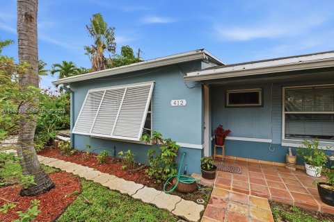 Купить коммерческую недвижимость в Форт-Лодердейл, Флорида 215.72м2, № 2044782 - фото 4