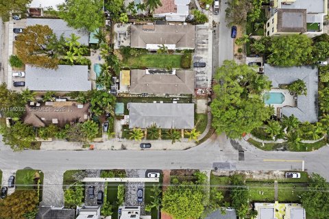 Купить коммерческую недвижимость в Форт-Лодердейл, Флорида 215.72м2, № 2044782 - фото 29