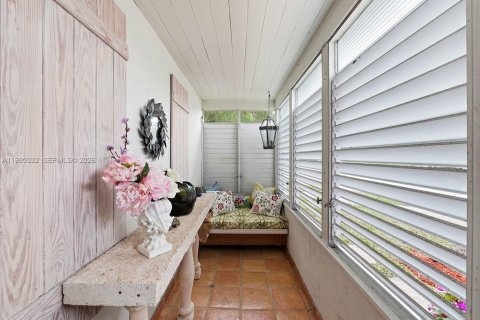 Купить коммерческую недвижимость в Форт-Лодердейл, Флорида 215.72м2, № 2044782 - фото 12