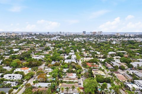 Купить коммерческую недвижимость в Форт-Лодердейл, Флорида 215.72м2, № 2044782 - фото 25