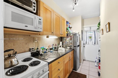 Купить коммерческую недвижимость в Форт-Лодердейл, Флорида 215.72м2, № 2044782 - фото 21