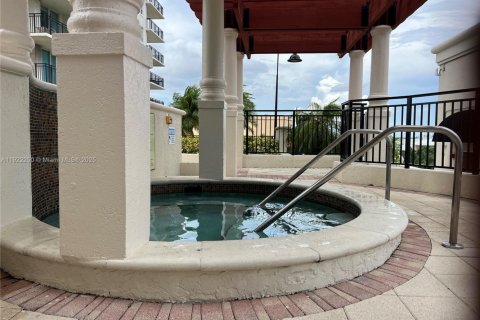 Apartment in Fort Lauderdale, Florida 2 bedrooms, 92.9 sq.m. № 1976354 - photo 29