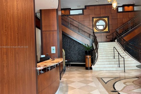 Apartment in Fort Lauderdale, Florida 2 bedrooms, 92.9 sq.m. № 1976354 - photo 6