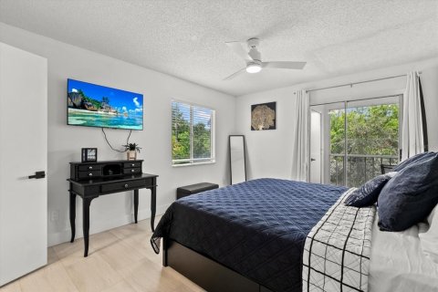 Condominio en venta en Port Charlotte, Florida, 2 dormitorios, 91.69 m2 № 1914637 - foto 17