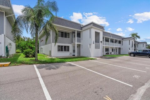 Condominio en venta en Port Charlotte, Florida, 2 dormitorios, 91.69 m2 № 1914637 - foto 21