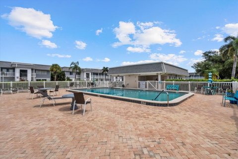 Condominio en venta en Port Charlotte, Florida, 2 dormitorios, 91.69 m2 № 1914637 - foto 25