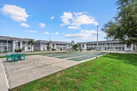 Condominio en venta en Port Charlotte, Florida, 2 dormitorios, 91.69 m2 № 1914637 - foto 23