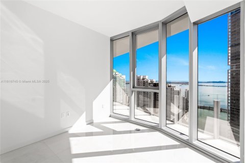 Condominio en venta en Miami, Florida, 2 dormitorios, 122.35 m2 № 1888883 - foto 19