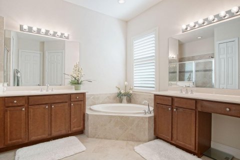 Casa en venta en Port St. Lucie, Florida, 3 dormitorios, 209.49 m2 № 2088203 - foto 13