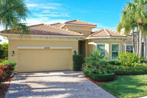 Casa en Port St. Lucie, Florida 3 dormitorios, 209.49 m2 № 2088203