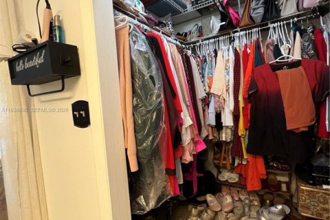 Condo in Homestead, Florida, 3 bedrooms  № 1996941 - photo 16