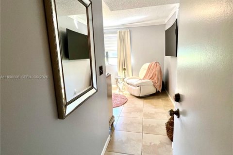 Condo in Homestead, Florida, 3 bedrooms  № 1996941 - photo 13