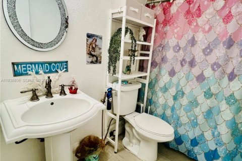 Condo in Homestead, Florida, 3 bedrooms  № 1996941 - photo 25