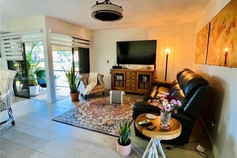 Condo in Homestead, Florida, 3 bedrooms  № 1996941 - photo 7