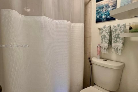 Condo in Homestead, Florida, 3 bedrooms  № 1996941 - photo 20