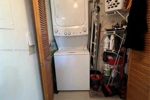 Condo in Homestead, Florida, 3 bedrooms  № 1996941 - photo 28