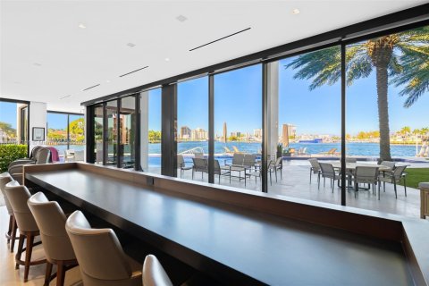 House in Fort Lauderdale, Florida 6 bedrooms, 1088.26 sq.m. № 1868666 - photo 15