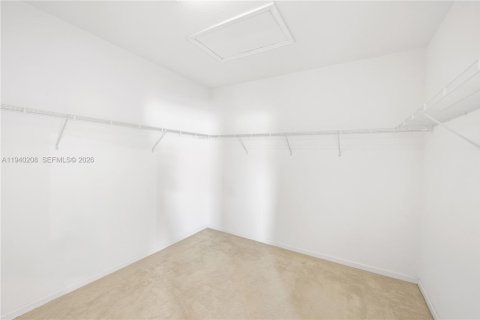 House in Boynton Beach, Florida 4 bedrooms, 244.61 sq.m. № 2000185 - photo 25