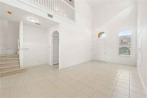House in Boynton Beach, Florida 4 bedrooms, 244.61 sq.m. № 2000185 - photo 17