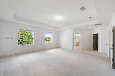 House in Boynton Beach, Florida 4 bedrooms, 244.61 sq.m. № 2000185 - photo 20