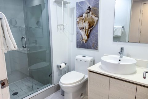 Condominio en venta en Hallandale Beach, Florida, 2 dormitorios, 94.76 m2 № 2049807 - foto 23