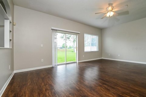 Villa ou maison à louer à Riverview, Floride: 4 chambres, 225.01 m2 № 2436667 - photo 8