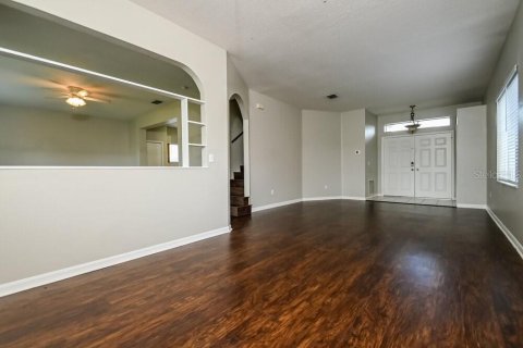 Villa ou maison à louer à Riverview, Floride: 4 chambres, 225.01 m2 № 2436667 - photo 5