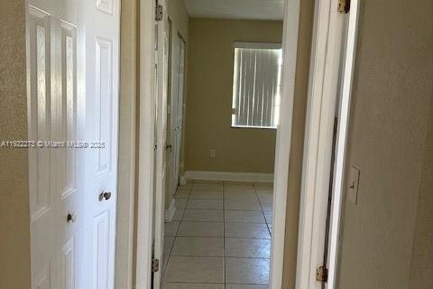 Casa en alquiler en Hialeah, Florida, 1 dormitorio, 65.03 m2 № 2018810 - foto 4