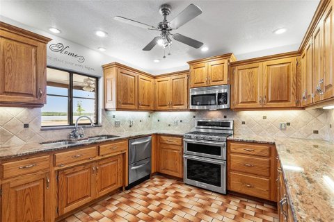 Villa ou maison à vendre à Lake Alfred, Floride: 4 chambres, 303.7 m2 № 1680014 - photo 9