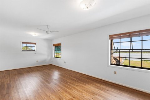 Villa ou maison à vendre à Lake Alfred, Floride: 4 chambres, 303.7 m2 № 1680014 - photo 29