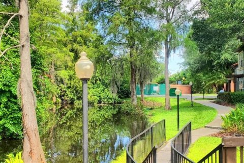 Condo in Orlando, Florida, 2 bedrooms № 2103762 - photo 15