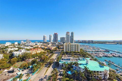 Снять в аренду кондоминиум в Майами-Бич, Флорида 2 спальни, 143.81м2, № 2025137 - фото 18