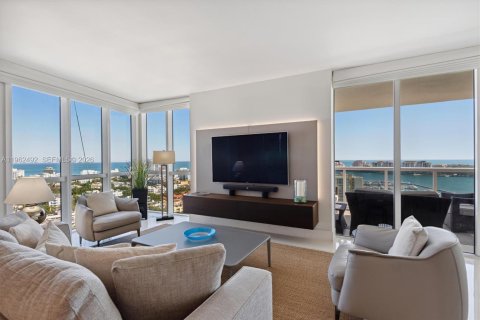 Снять в аренду кондоминиум в Майами-Бич, Флорида 2 спальни, 143.81м2, № 2025137 - фото 3